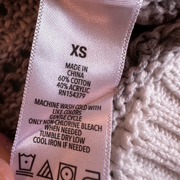 Aeropostale Women’s Sz: XS Striped Open-Knit Crew Neck. Basic Preppy Sweater. - Picture 6 of 11